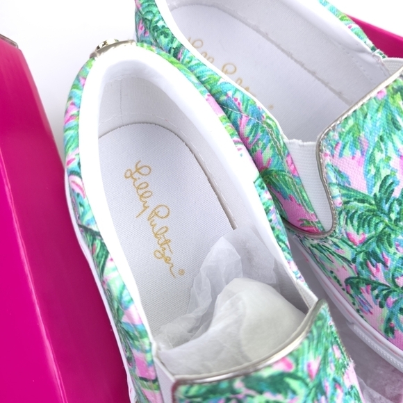 New Lilly Pulitzer Women's Palm Print Slip-On Shoes - Green and Pink Sz … - Picture 7 of 8
